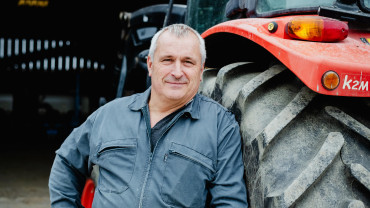 benoit-porcs-tracteur-ferme.jpg